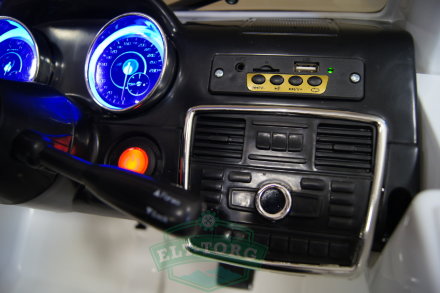 Электромобиль RiverToys Mercedes-Benz G65-WHITE-LS528