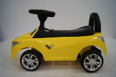 Электромобиль Rivertoys Толокар AUDI JY-Z01A-YELLOW Электромобиль Rivertoys Толокар AUDI JY-Z01A-YELLOW