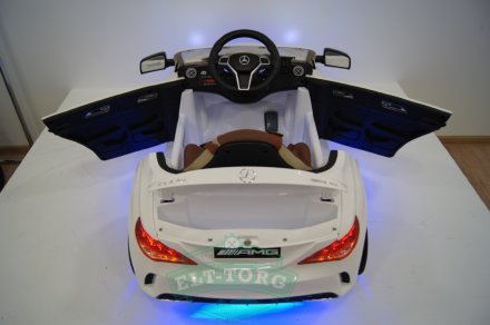 Электромобиль RiverToys Mercedes-Benz A777AA-WHITE